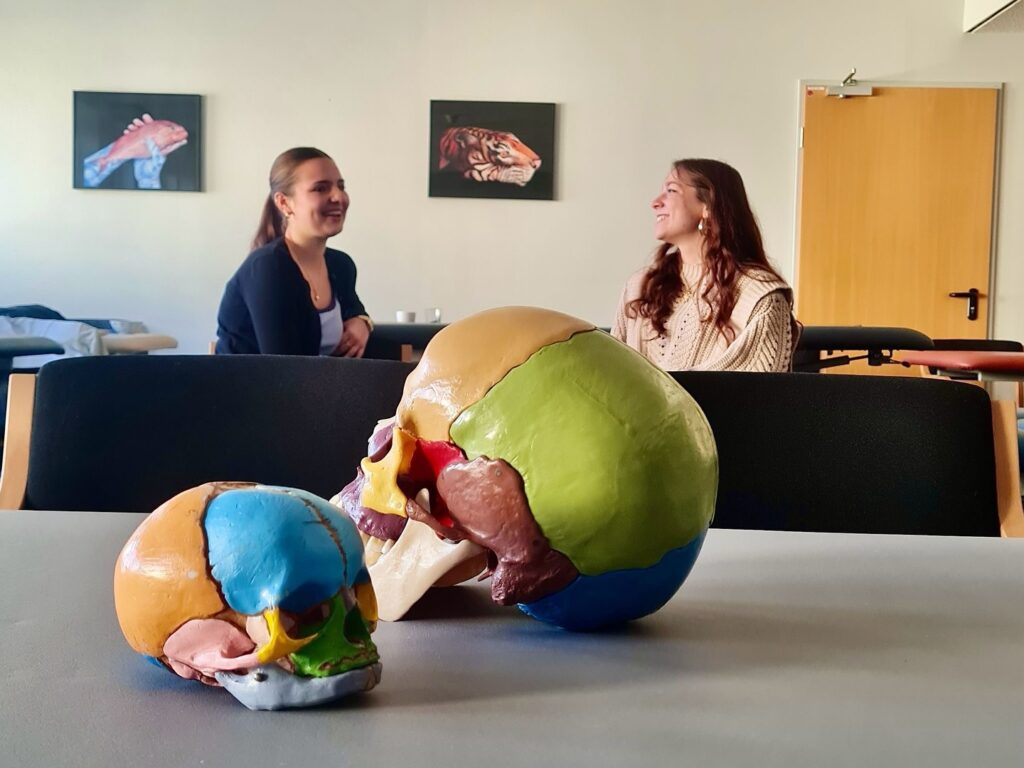 Gruppenfoto College Sutherland Semesterbeginn Teilzeitausbildung und Bachelor of Science Studium