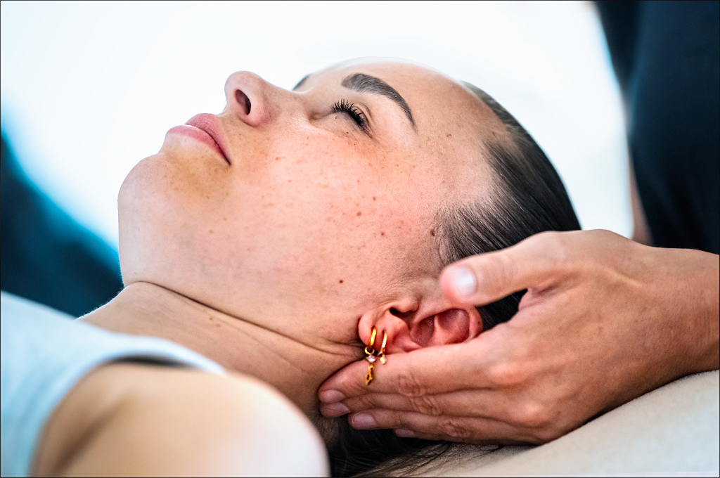 Osteopathische Behandlung Hamburg am College Sutherland - Lehrpraxis mit günstigen Osteopathiepreisen